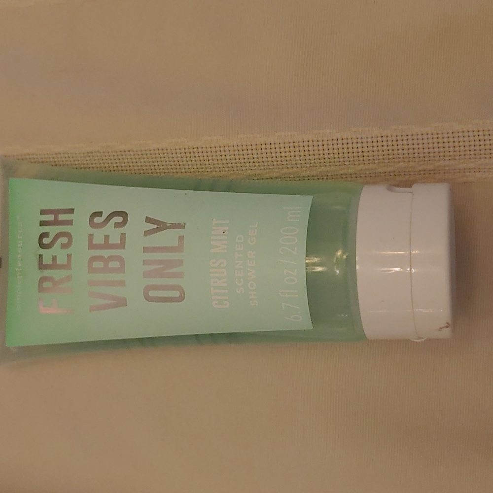Shower gel